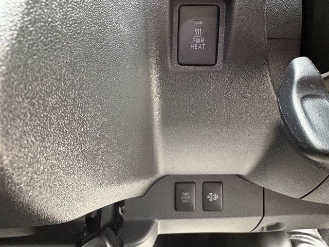 HIACE van 4WD