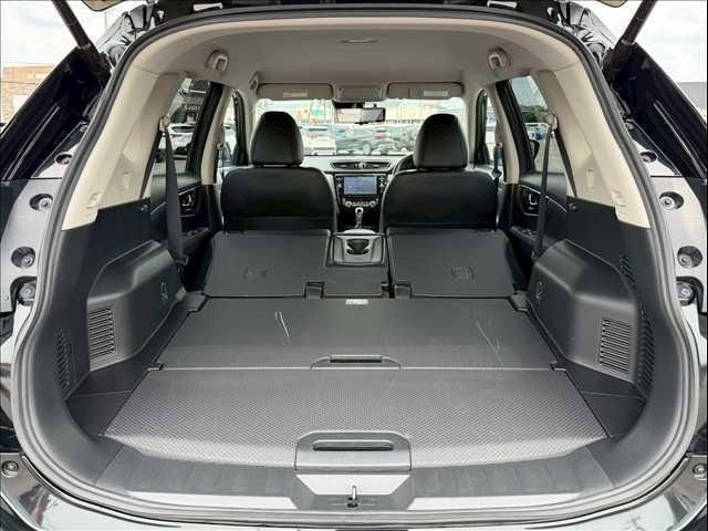 X-TRAIL 2WD