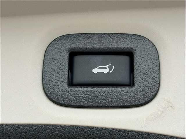 X-TRAIL 2WD