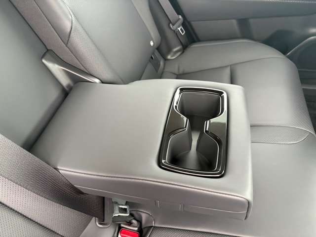 CROWN ESTATE 4WD
