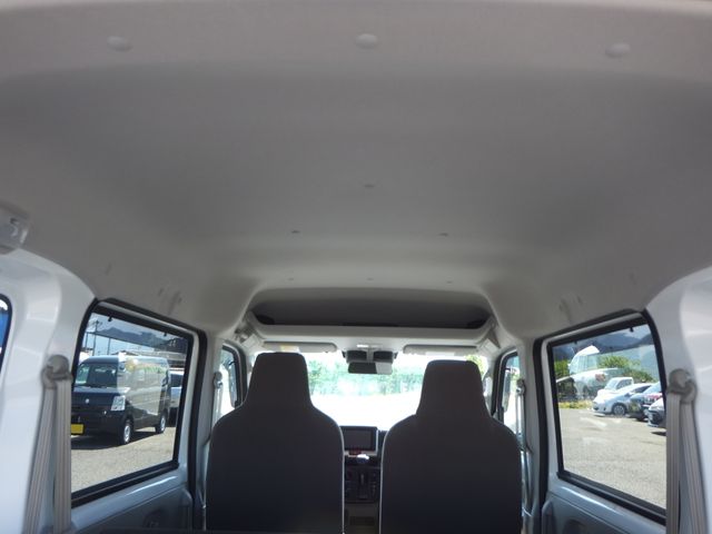 NV100 CLIPPER 4WD