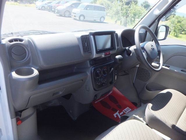 NV100 CLIPPER 4WD