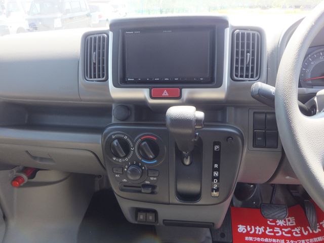 NV100 CLIPPER 4WD
