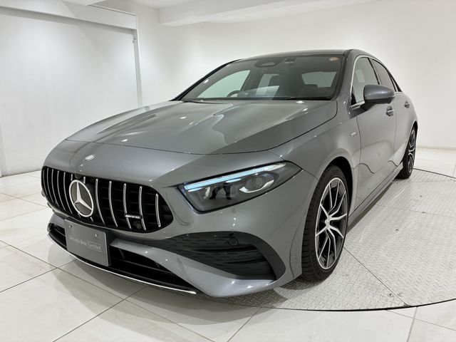 MERCEDES AMG Aclass sedan