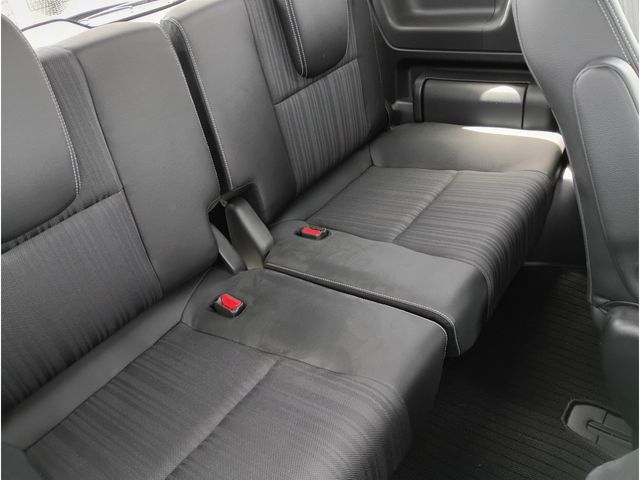 FREED HYBRID 4WD