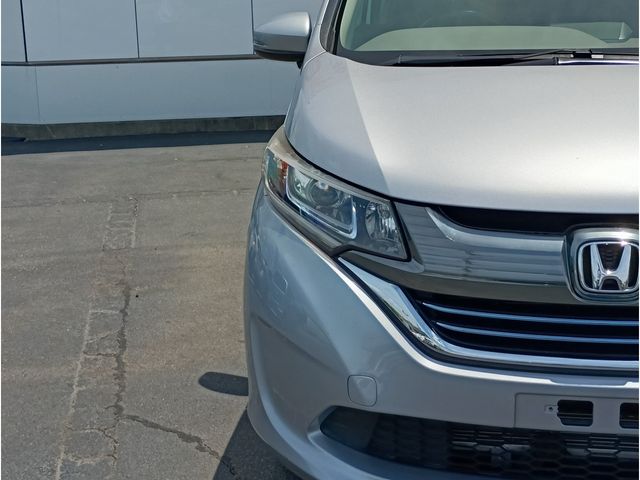 FREED HYBRID 4WD