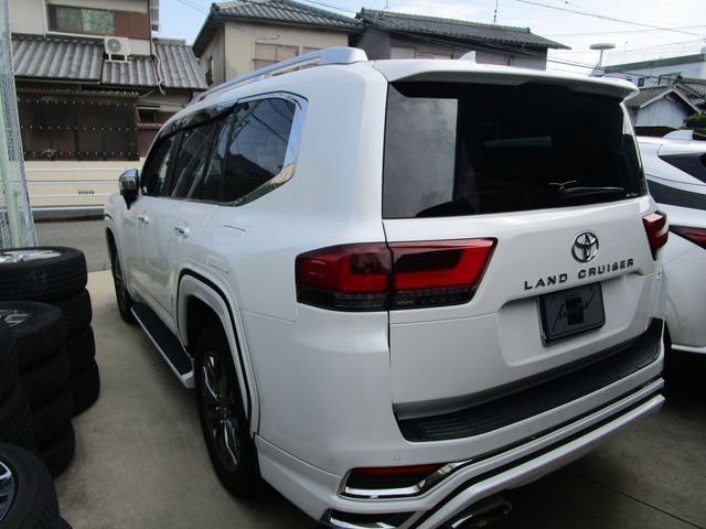 LANDCRUISER wagon
