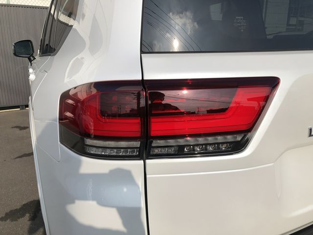LANDCRUISER wagon