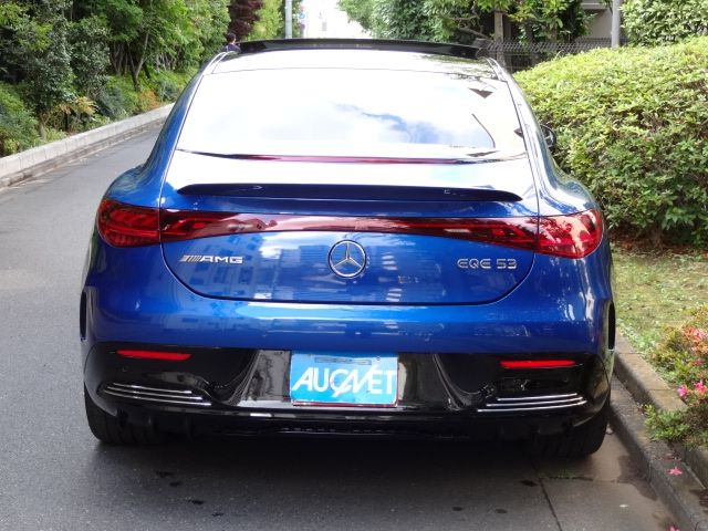 MERCEDES AMG EQE