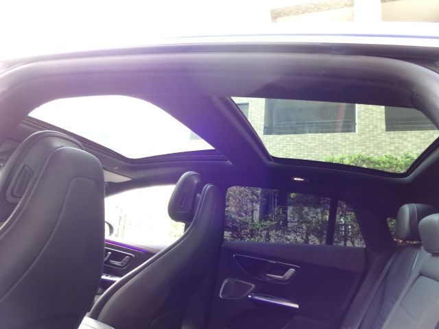 MERCEDES AMG EQE