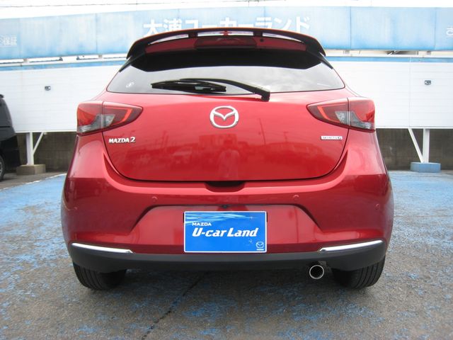 MAZDA2