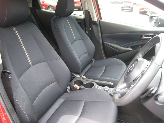 MAZDA2
