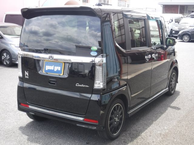 N BOX CUSTOM