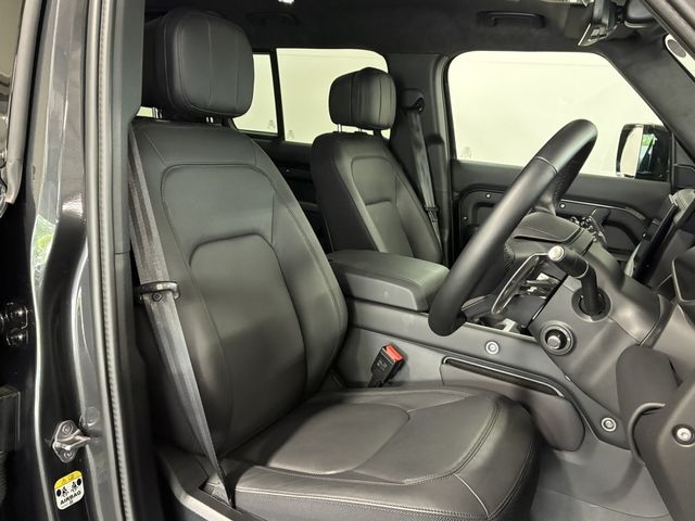 ROVER DEFENDER