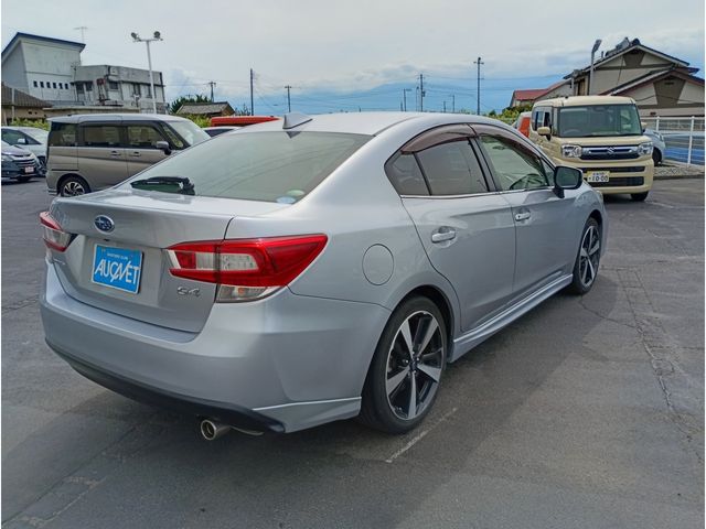 IMPREZA G4 4WD