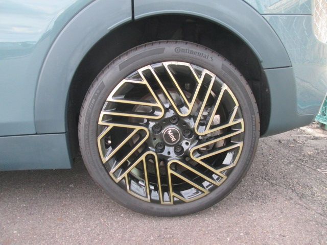 MINI COOPER D CLUBMAN