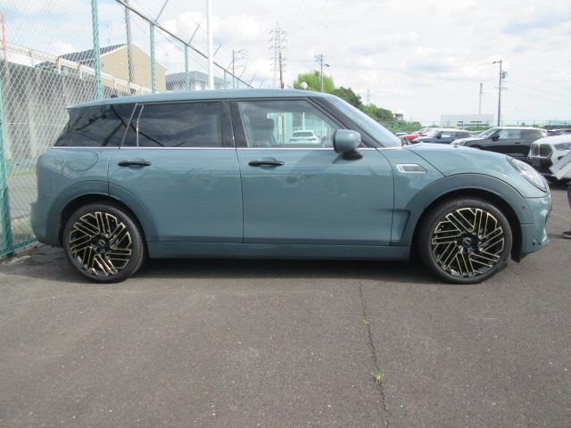 MINI COOPER D CLUBMAN