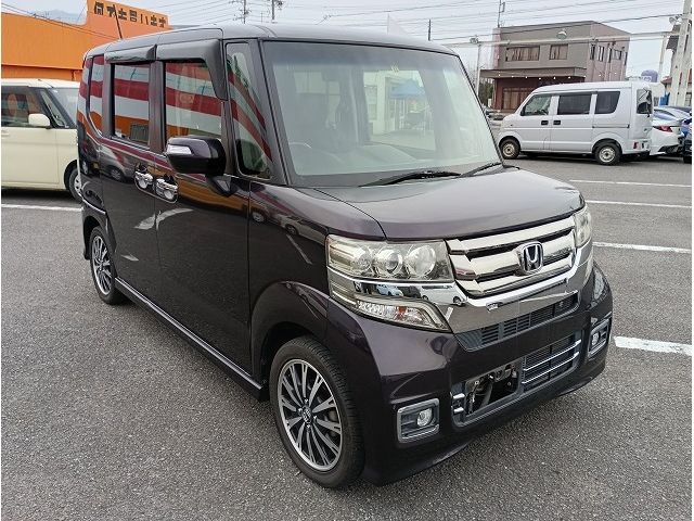 N BOX CUSTOM