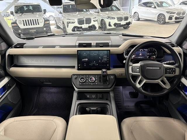 ROVER DEFENDER