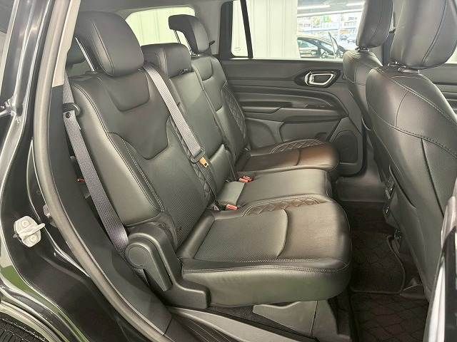 JEEP COMMANDER