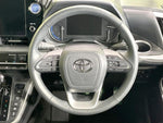 VOXY HYBRID