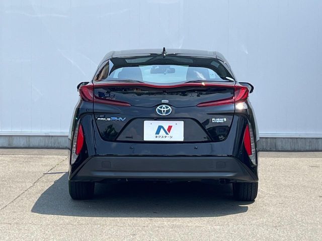 PRIUS PHV