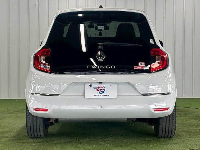 RENAULT TWINGO
