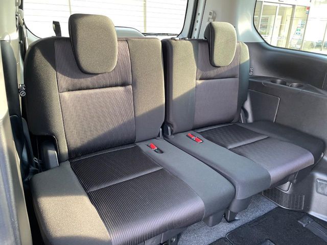 SERENA  S-HYBRID 4WD