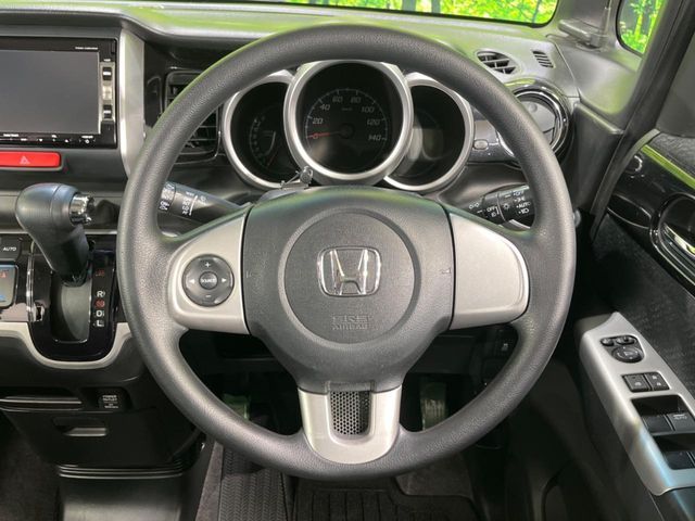 N BOX CUSTOM 4WD