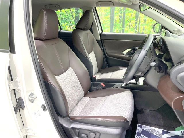 YARIS CROSS HYBRID