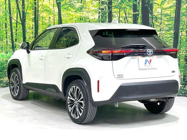 YARIS CROSS HYBRID