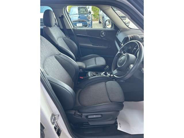 MINI COOPER D CROSSOVER