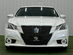 CROWN sedan hybrid