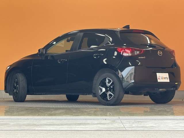 MAZDA2