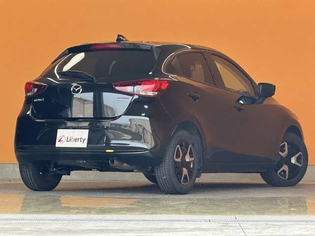 MAZDA2