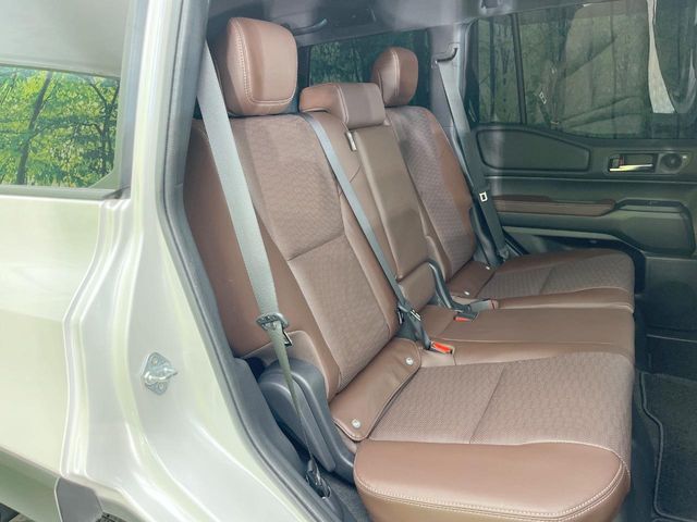 LANDCRUISER 250