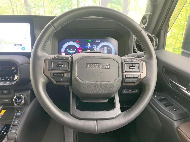 LANDCRUISER 250