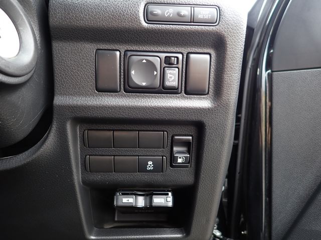 CARAVAN van 1.2t 2WD