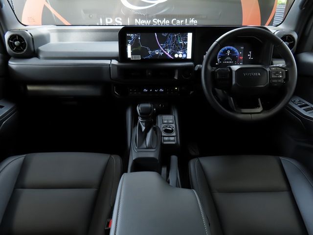 LANDCRUISER FJ