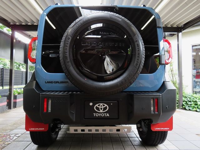 LANDCRUISER FJ