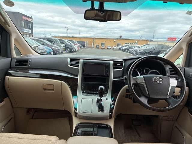 ALPHARD hybrid 4WD
