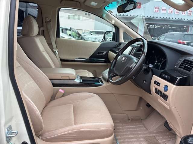 ALPHARD hybrid 4WD