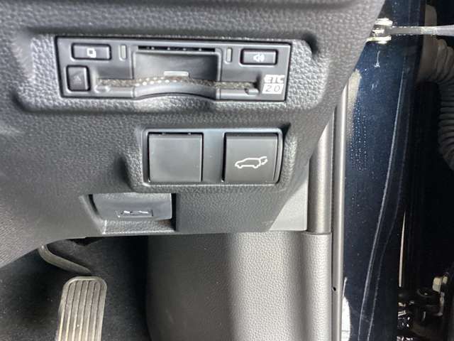 COROLLA CROSS HYBRID