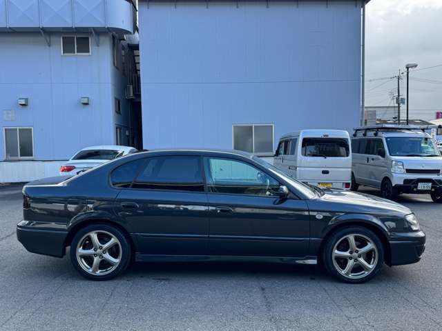 LEGACY B4