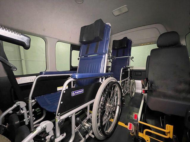 REGIUSACE van 2WD