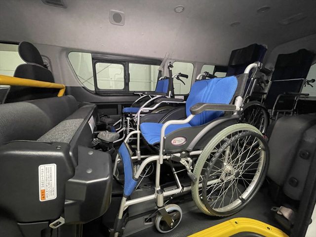REGIUSACE van 2WD