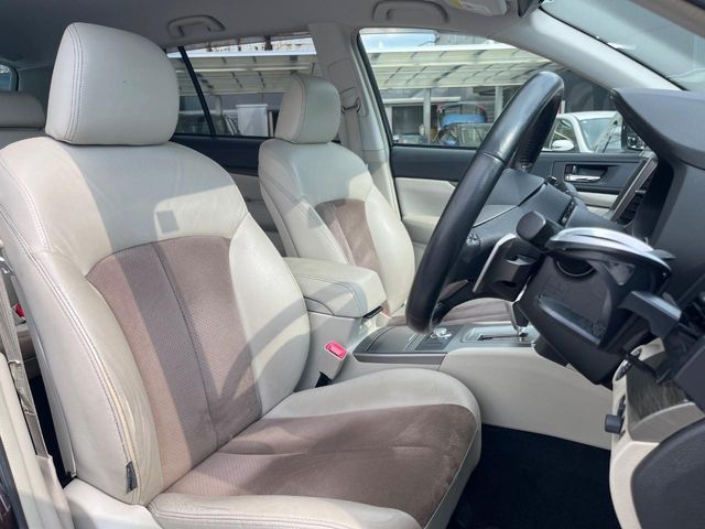 LEGACY OUTBACK