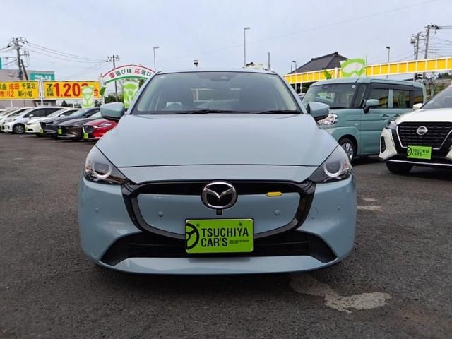 MAZDA2