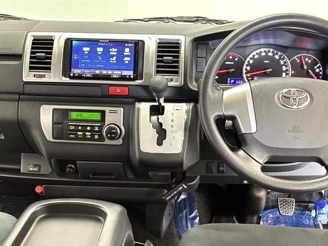 HIACE van 4WD