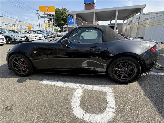 ROADSTER